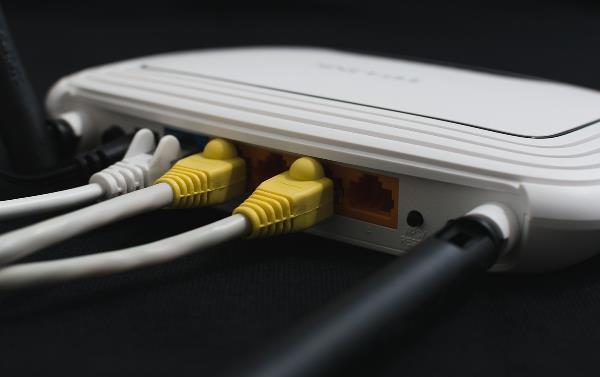 使用有線網絡連接