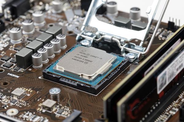 什么是CPU？