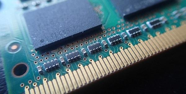 升級或擴展物理內存
